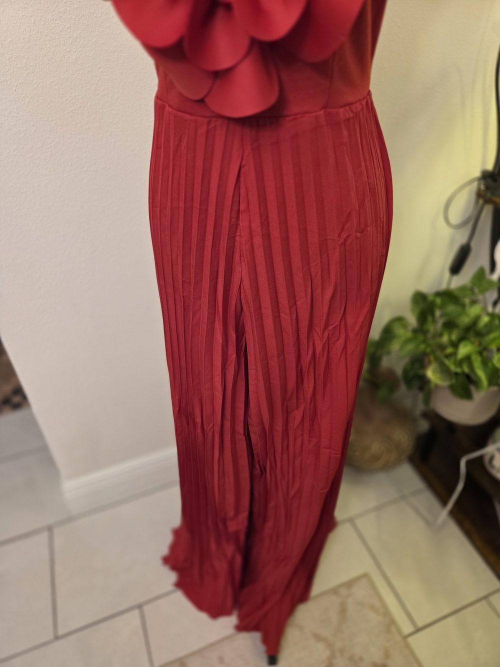 Red 3D Flower Pleated Wide Leg Jumpsuit Halter Neck Cocktail Party Size L - Picture 5 of 8